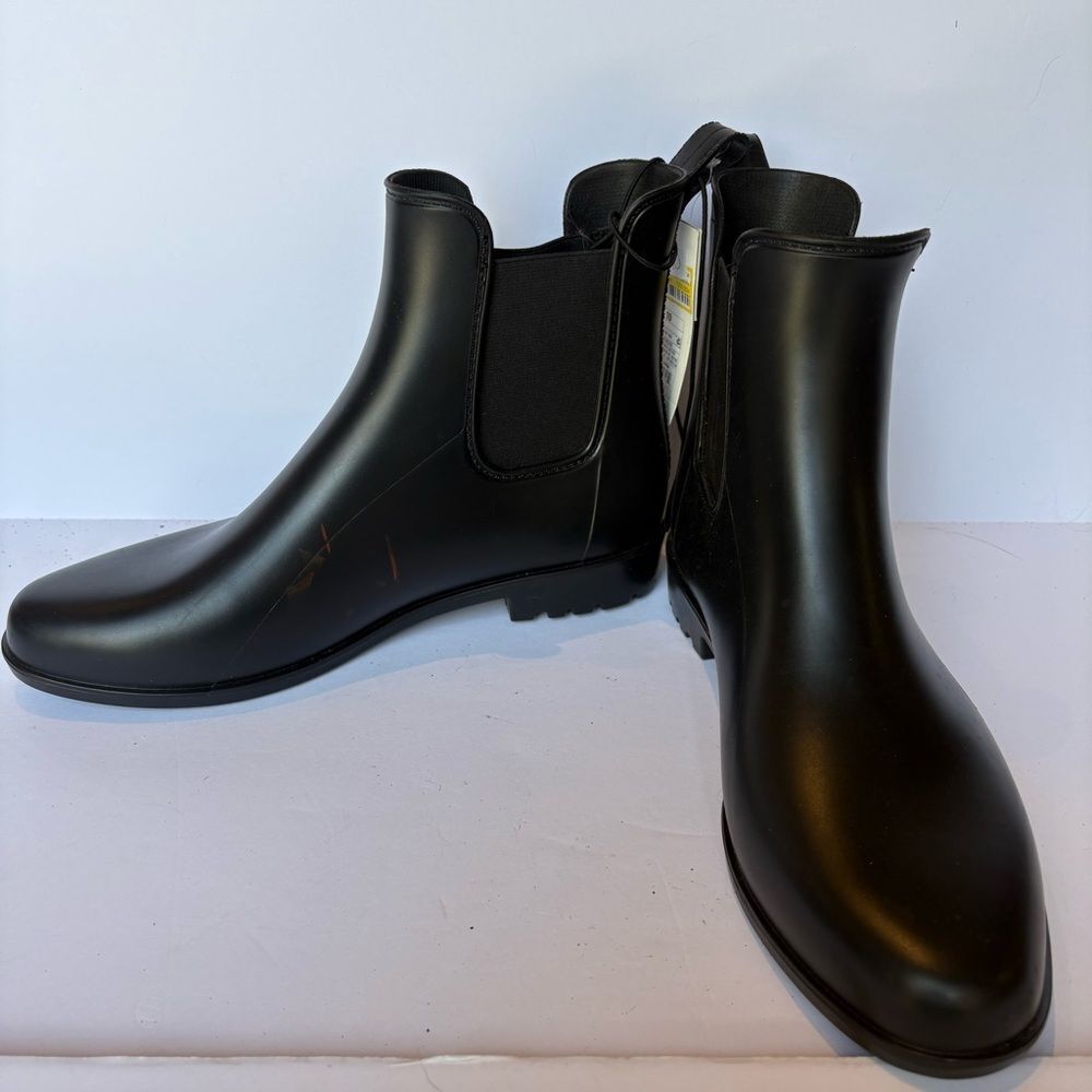 a new day Women's Black Ankle Rain Boots New with tag Size 10